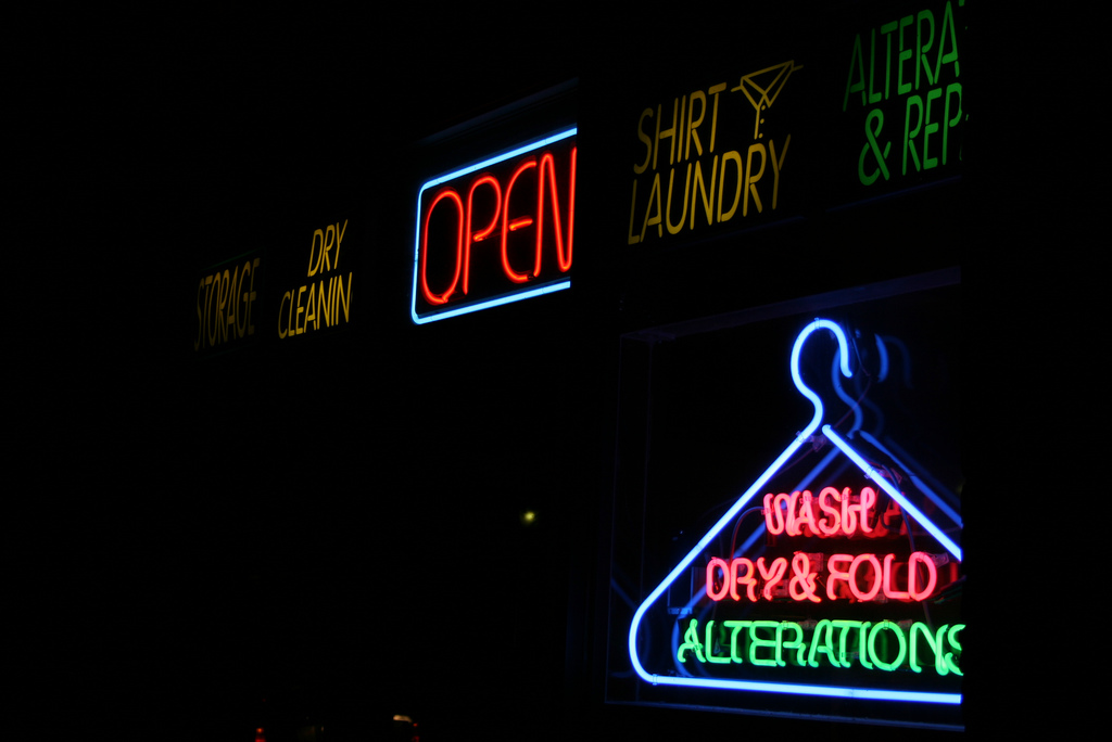 Artwork-gallery-photos-neon-laundromat4.jpg