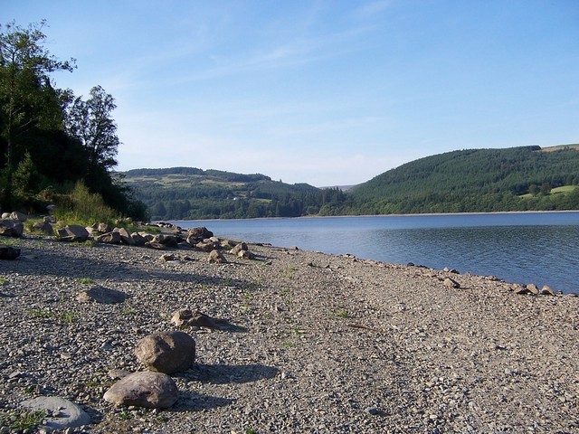 File:Another Shot of Lake Vyrnwy.jpg