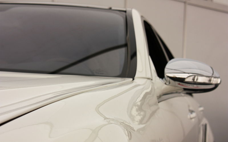 File:Wallpaper-nicubunu-car-mirror.jpg