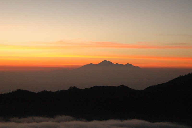 File:Gunung batur sunrise -6.jpg