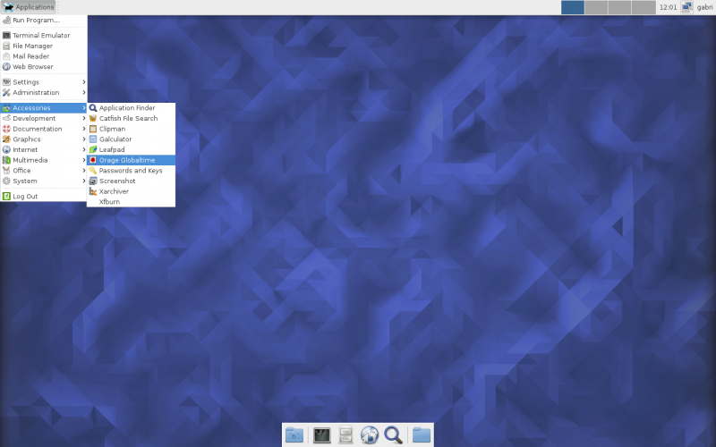File:F23 XFCE Applications.png
